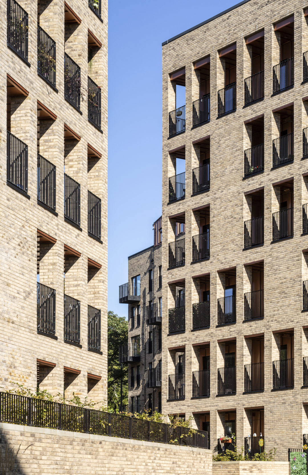 The Victoria Keith Hunter 9