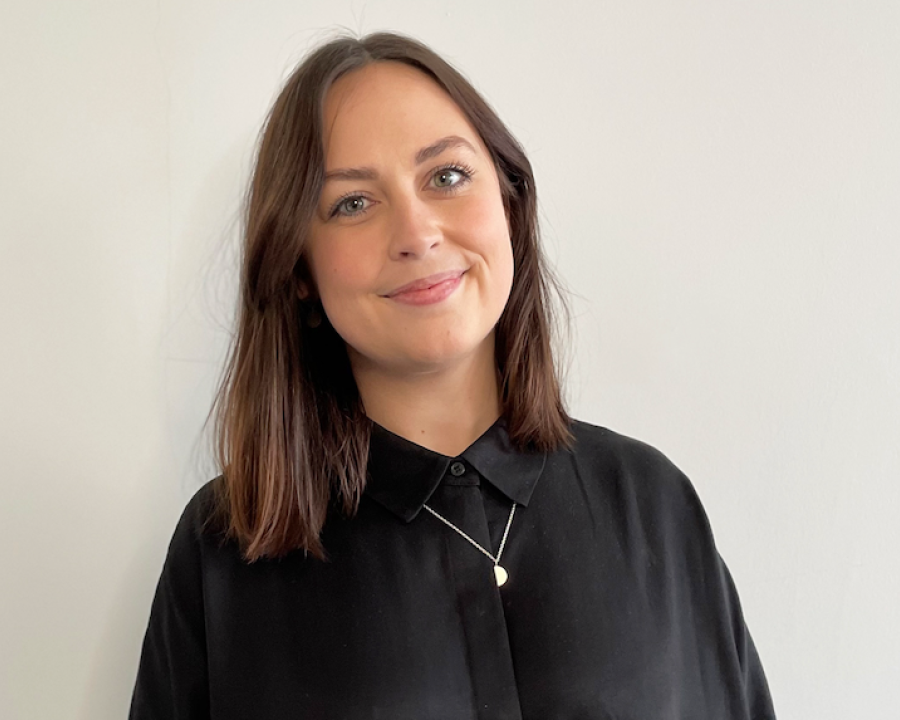 Sophie Irvine Headshot