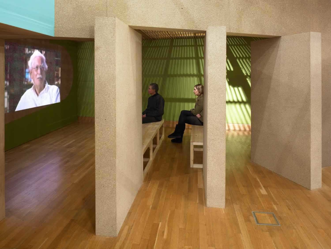 03 Gkc Exhibition Slide In 1