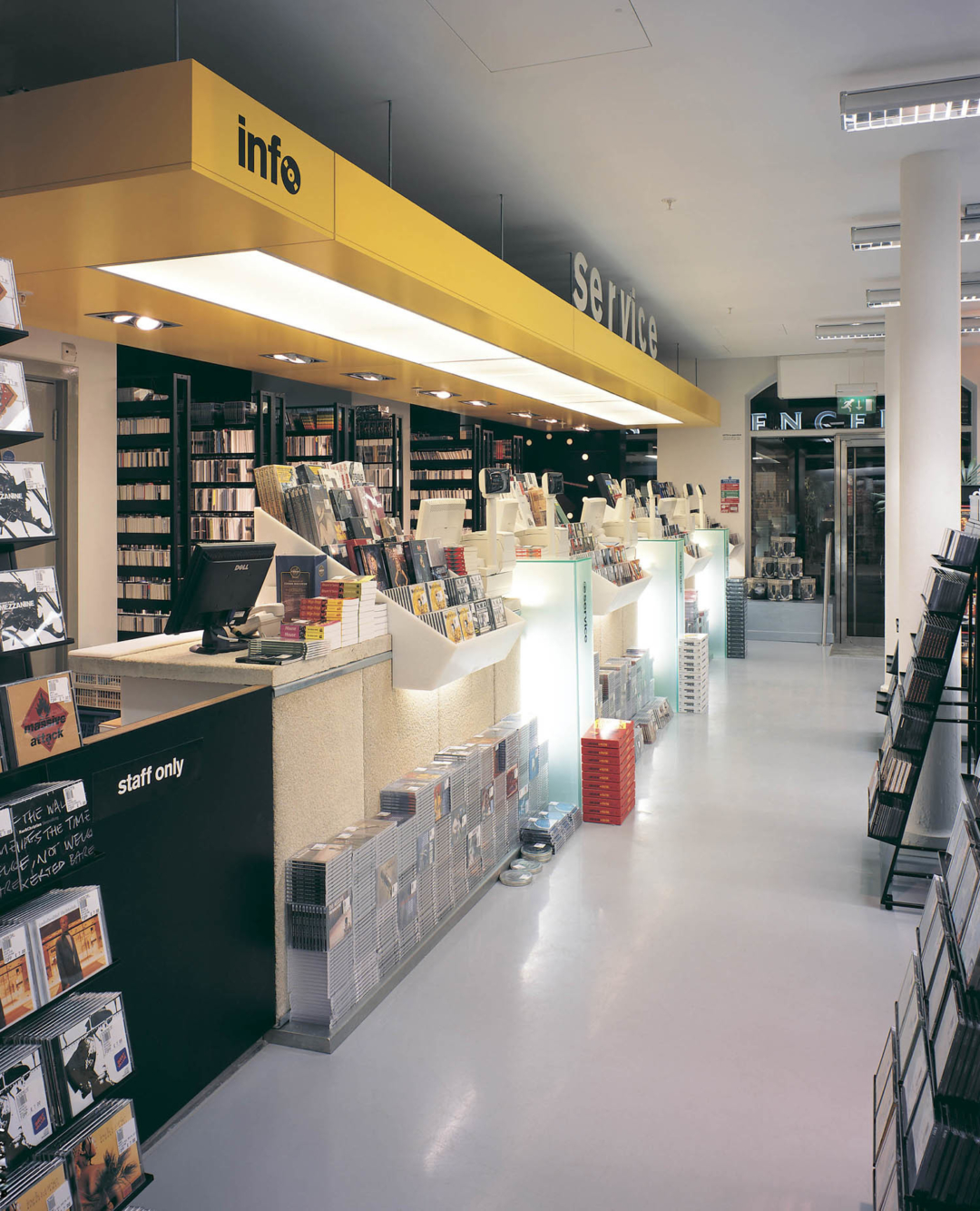 Fopp Edinburgh Checkout